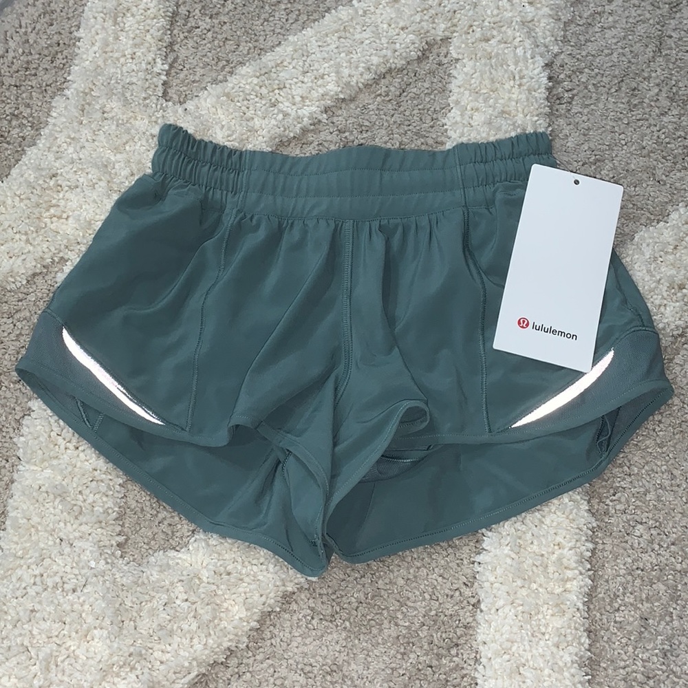 Lululemon hotty hot shorts